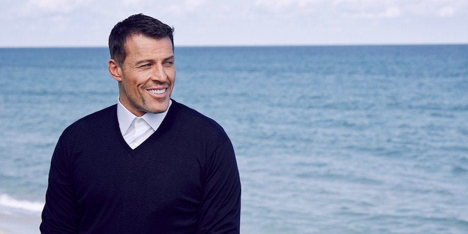 moneysurfers it tony-robbins-a-scuola-dal-nostro-ray-dalio-ecco-cosa-si-sono-detti-a9939 008